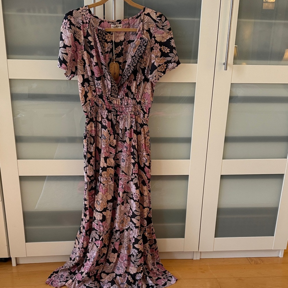 NATURAL LIFE Floral Maxi Dress in Pink and Black